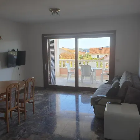 Ekica Apartment *